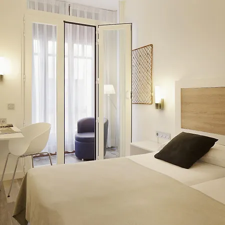 Hotel Santa Rosa, Blue