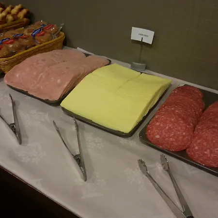 Santa Rosa, Blue Ξενοδοχείο