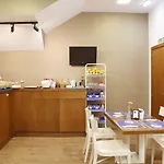 Santa Rosa, Blue Hotel 3*