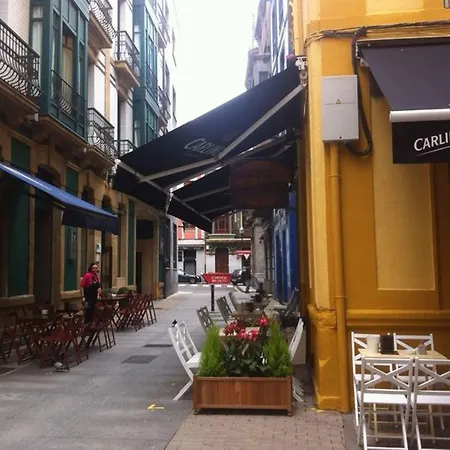 Santa Rosa, Blue Hotel Gijon