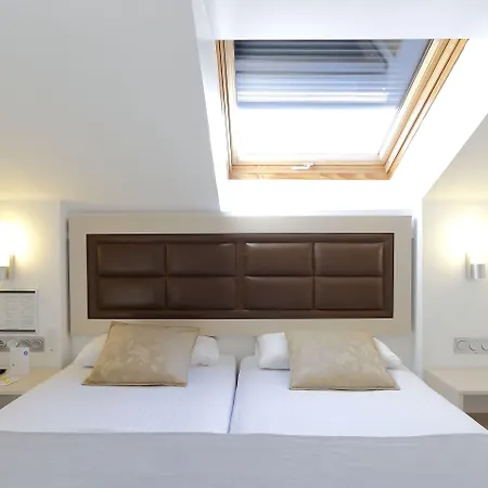 Hotel Santa Rosa, Blue Gijón