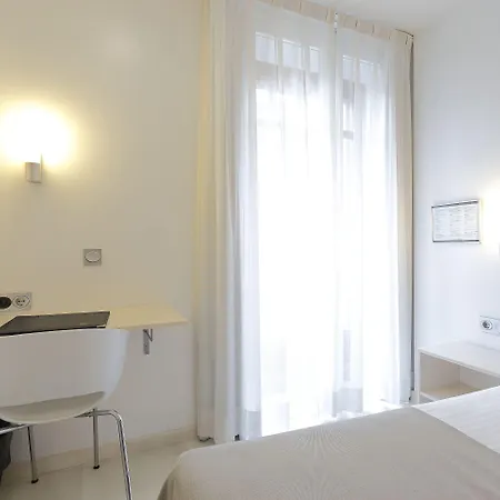 Santa Rosa, Blue Hotel