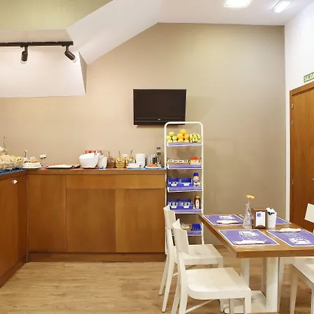 Santa Rosa, Blue Hotel 3*