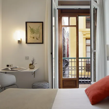 Hotel Santa Rosa, Blue