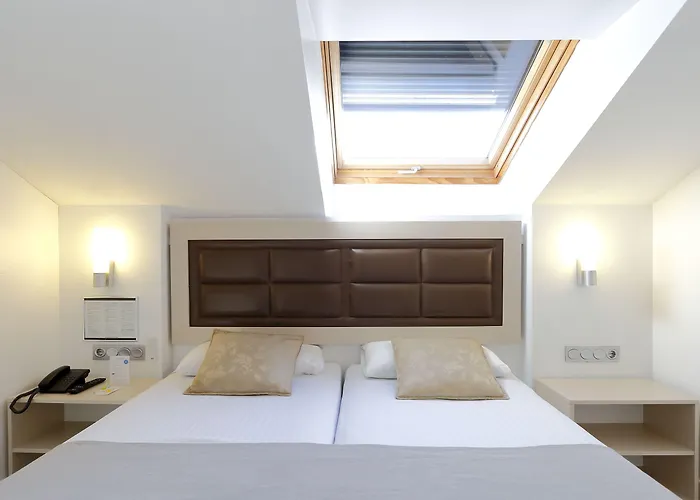 Hotell Santa Rosa, Blue Gijón