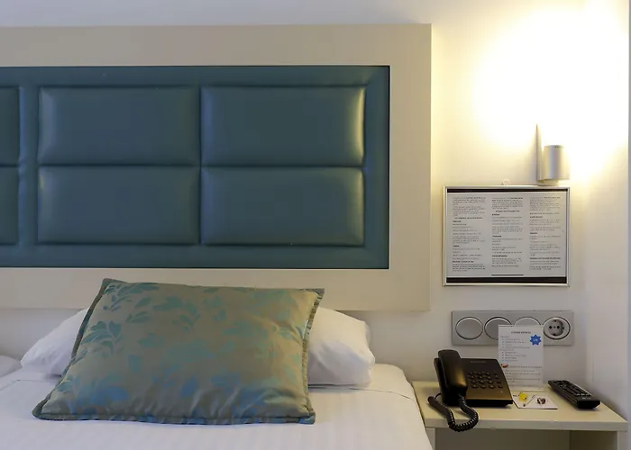 Santa Rosa, Blue Hotell