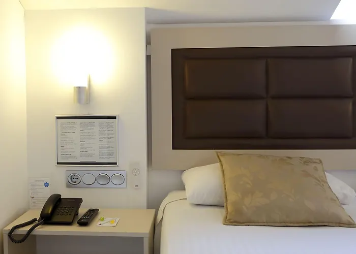 Santa Rosa, Blue Hotel Gijon