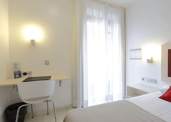 Santa Rosa, Blue Hotell