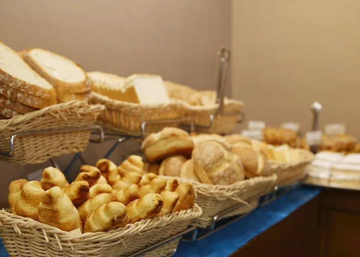 Otel Santa Rosa, Blue