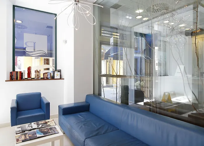 Santa Rosa, Blue Otel Gijón