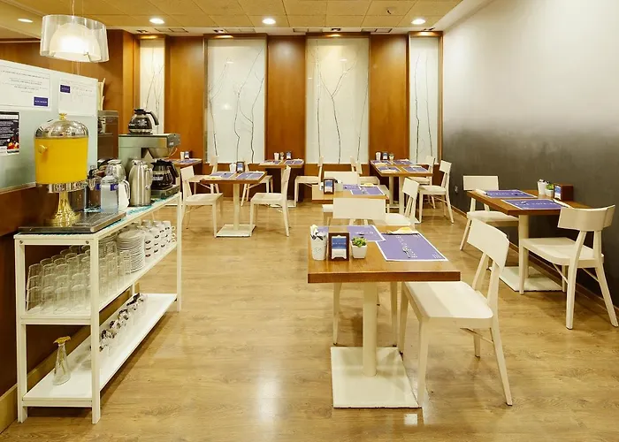 Hotell Santa Rosa, Blue