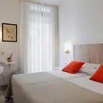 Santa Rosa, Blue Hotel
