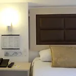 Santa Rosa, Blue Hotel Gijón