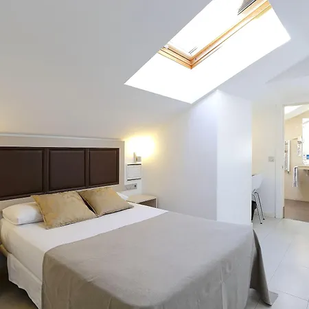 Santa Rosa, Blue Hotel 3*